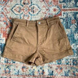 Everlane Cotton Twill Shorts in Ochre